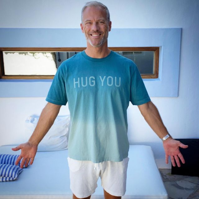 Not enough romance 
#hugyou #notenoughromance #dipdye #teeshirt